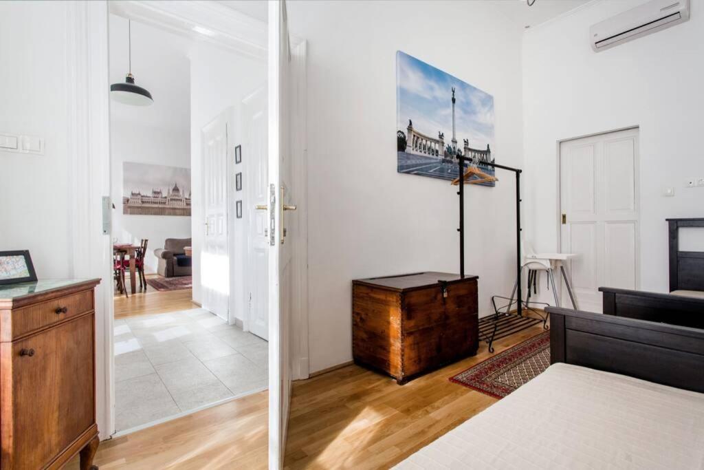 Central Budapest Apartment In Historical Building With Free Private Parking Экстерьер фото