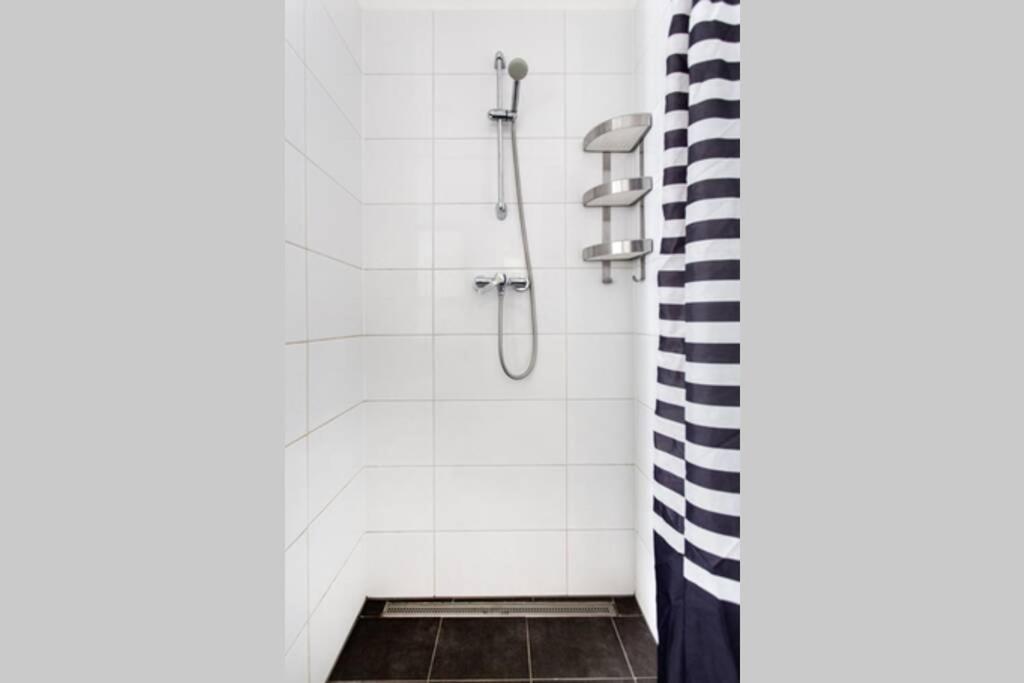 Central Budapest Apartment In Historical Building With Free Private Parking Экстерьер фото